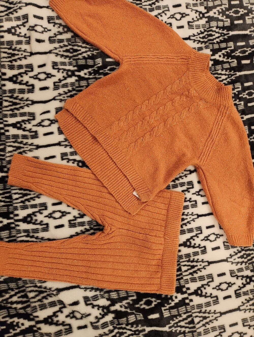Cat & Jack Rust Orange Cable-Knit Sweater With Gold Shimmer Set, Size 12M